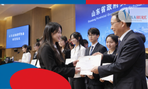 Học bổng trường và học bổng tỉnh
