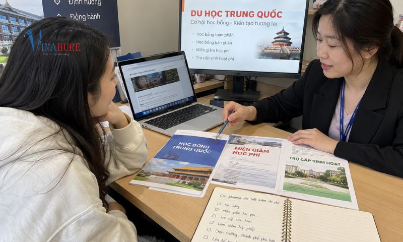 Học phí hệ tiếng Anh Trung Quốc